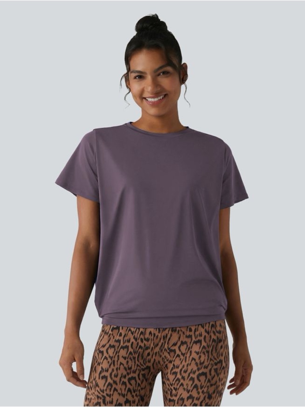 NWT Halara Round Neck Ruched Cool Touch Yoga Sports Top UPF 50+ Vintage Violet L